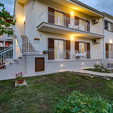 Διαμέρισμα Pical *